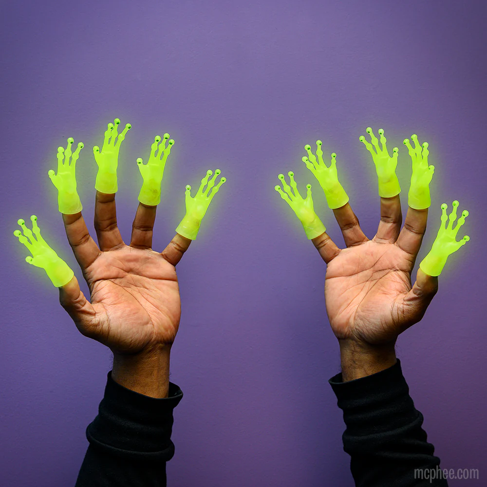 Glow-in-the-Dark Alien Finger Hands - Set of 10 - Image 2