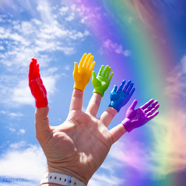 Rainbow Finger Hands Bulk Box - Image 3